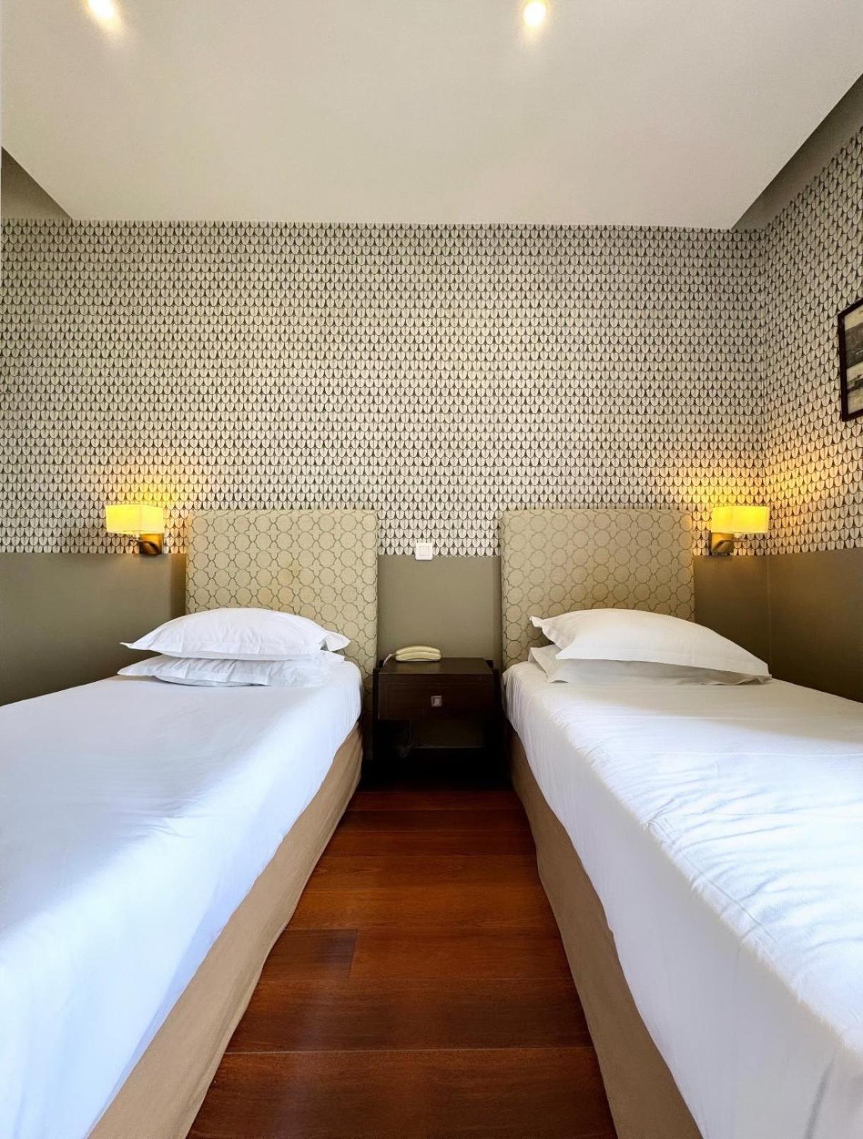 Hotel Restaurant Christophe Colomb Calvi  Chambre photo